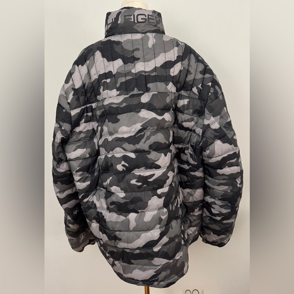 Tommy Hilfiger Men's Lightweight Packable Puffer Jacket Grey Camouflage 2XLT - Picture 10 of 12